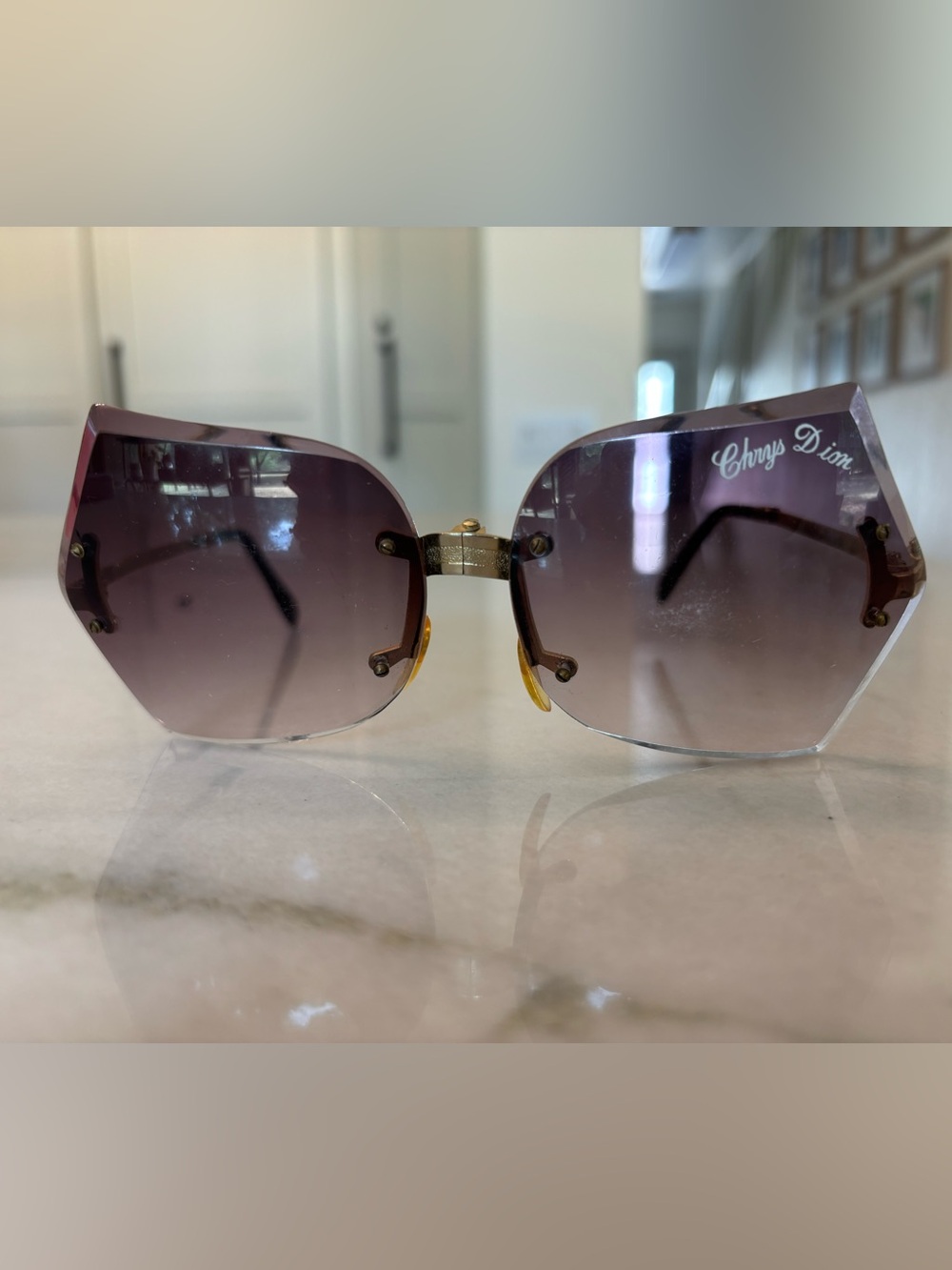 Vintage Chrys Dion Folding Rimless Sunglasses Geometric Gradient 70s Retro Glam